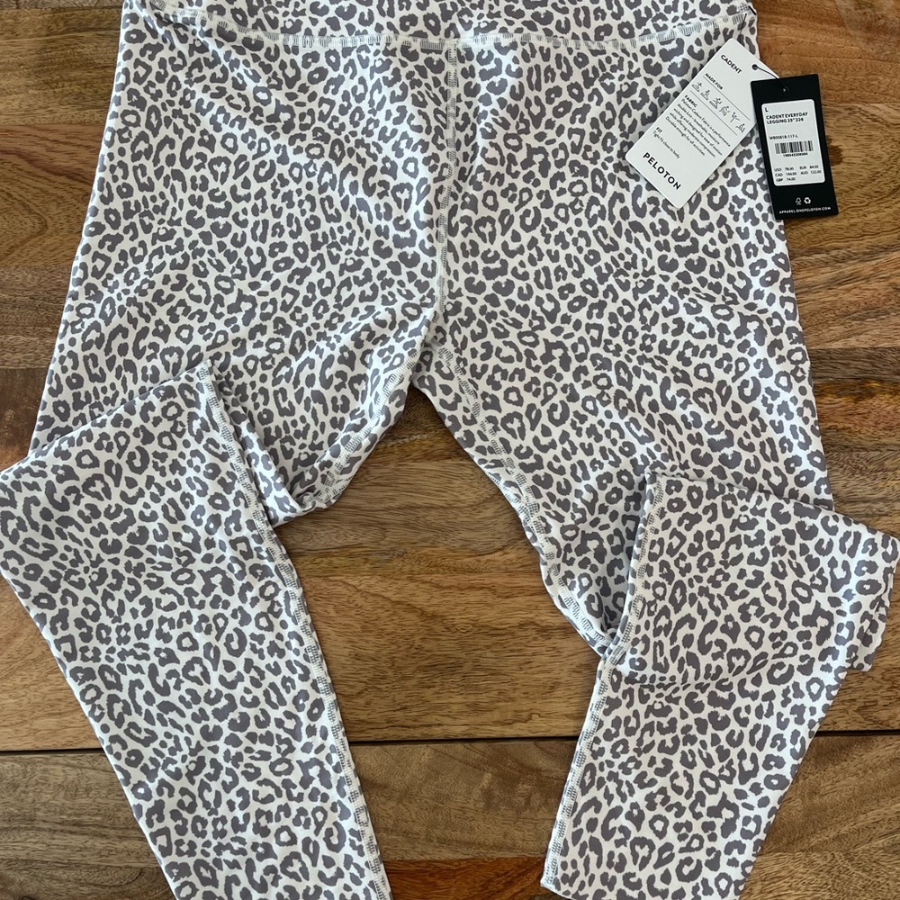 NWT Peloton Cadent High Rise Legging 25”